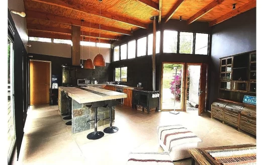 Estupenda casa y cabaña en Tuman -Puertecillo